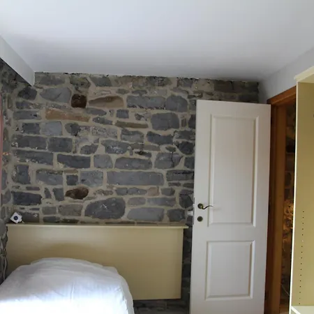 Σπίτι διακοπών Le Grenier De La Floye - Coquelicot Mettet