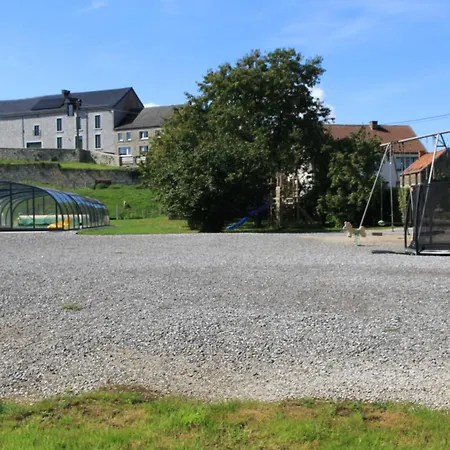 Ferienhaus Le Grenier De La Floye - Coquelicot Mettet